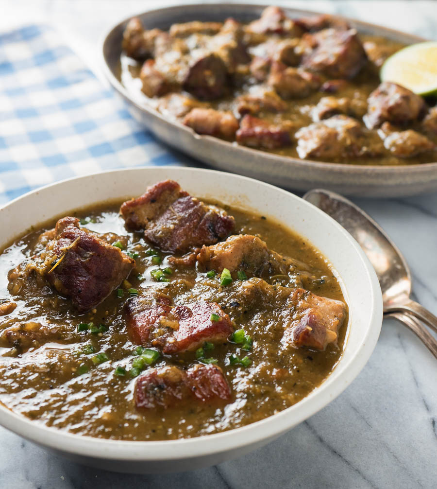 Mastering Chile Verde: Easy Braised Pork with Tangy Tomatillos